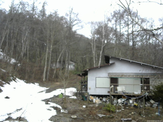 長野県菅平高原 ゆたか山荘 西側(坂上) 2026/03/31 13:45