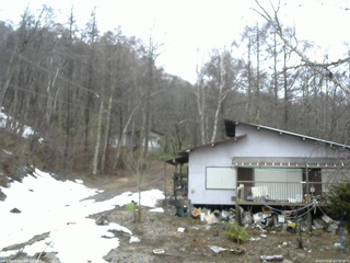 長野県菅平高原 ゆたか山荘 西側(坂上) 2026/03/31 17:00
