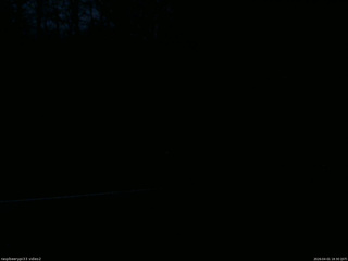 長野県菅平高原 ゆたか山荘 南側 2026/04/01 18:30