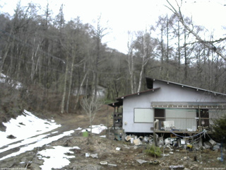 長野県菅平高原 ゆたか山荘 西側(坂上) 2026/04/01 11:30