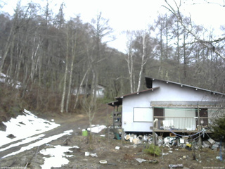 長野県菅平高原 ゆたか山荘 西側(坂上) 2026/04/01 15:15