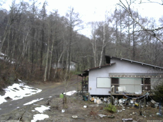 長野県菅平高原 ゆたか山荘 西側(坂上) 2026/04/02 07:00