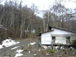 長野県菅平高原 ゆたか山荘 西側(坂上) 2026/04/02 08:00
