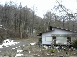長野県菅平高原 ゆたか山荘 西側(坂上) 2026/04/02 12:15