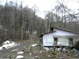 長野県菅平高原 ゆたか山荘 西側(坂上) 2026/04/02 13:00