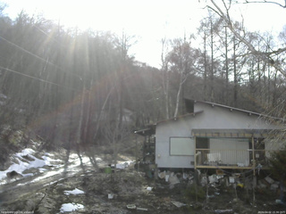 長野県菅平高原 ゆたか山荘 西側(坂上) 2026/04/02 15:30