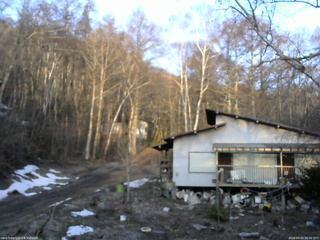 長野県菅平高原 ゆたか山荘 西側(坂上) 2026/04/03 06:00
