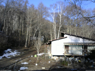 長野県菅平高原 ゆたか山荘 西側(坂上) 2026/04/03 06:45