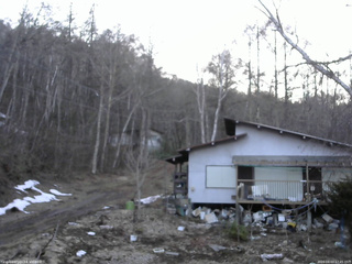 長野県菅平高原 ゆたか山荘 西側(坂上) 2026/04/03 17:45