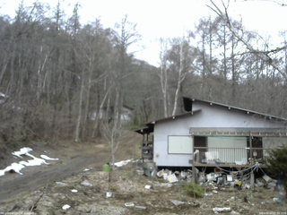 長野県菅平高原 ゆたか山荘 西側(坂上) 2026/04/04 07:00
