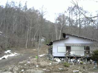 長野県菅平高原 ゆたか山荘 西側(坂上) 2026/04/04 09:00