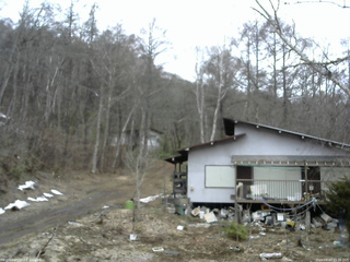 長野県菅平高原 ゆたか山荘 西側(坂上) 2026/04/04 15:30