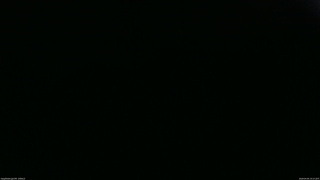 長野県菅平高原 ゆたか山荘 駐車場奥 2026/04/04 19:15