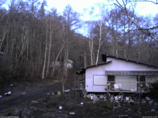 長野県菅平高原 ゆたか山荘 西側(坂上) 2026/04/05 05:15