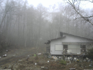 長野県菅平高原 ゆたか山荘 西側(坂上) 2026/04/05 07:15
