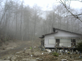 長野県菅平高原 ゆたか山荘 西側(坂上) 2026/04/05 14:15