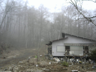 長野県菅平高原 ゆたか山荘 西側(坂上) 2026/04/05 15:30
