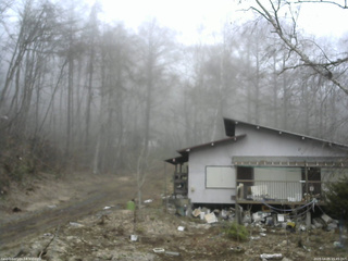長野県菅平高原 ゆたか山荘 西側(坂上) 2026/04/05 15:45