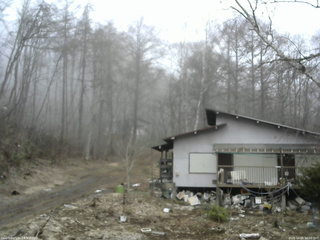 長野県菅平高原 ゆたか山荘 西側(坂上) 2026/04/05 16:00