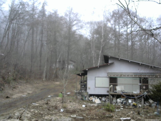長野県菅平高原 ゆたか山荘 西側(坂上) 2026/04/05 17:30