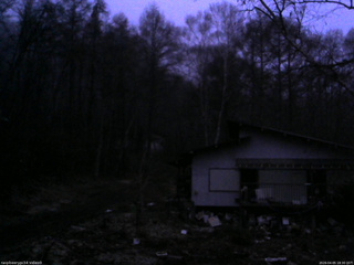 長野県菅平高原 ゆたか山荘 西側(坂上) 2026/04/05 18:30