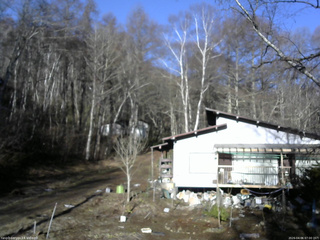 長野県菅平高原 ゆたか山荘 西側(坂上) 2026/04/06 07:00