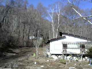 長野県菅平高原 ゆたか山荘 西側(坂上) 2026/04/06 08:30