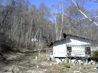長野県菅平高原 ゆたか山荘 西側(坂上) 2026/04/06 09:30