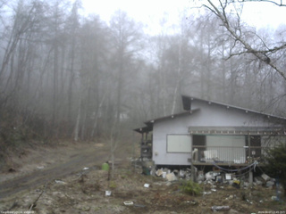 長野県菅平高原 ゆたか山荘 西側(坂上) 2026/04/07 13:45