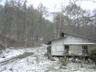 長野県菅平高原 ゆたか山荘 西側(坂上) 2026/04/07 14:45