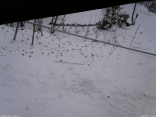 長野県菅平高原 ゆたか山荘 駐車場 2026/04/07 17:30