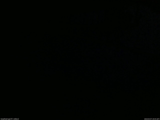 長野県菅平高原 ゆたか山荘 駐車場 2026/04/07 18:45