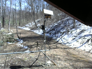 長野県菅平高原 ゆたか山荘 南側 2026/04/08 12:00