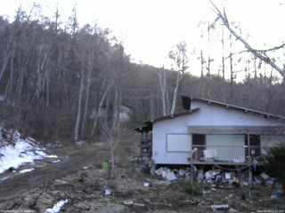 長野県菅平高原 ゆたか山荘 西側(坂上) 2026/04/08 17:15