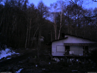 長野県菅平高原 ゆたか山荘 西側(坂上) 2026/04/09 05:00