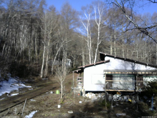 長野県菅平高原 ゆたか山荘 西側(坂上) 2026/04/09 06:45
