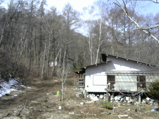 長野県菅平高原 ゆたか山荘 西側(坂上) 2026/04/09 09:45