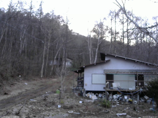長野県菅平高原 ゆたか山荘 西側(坂上) 2026/04/09 18:00