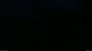 長野県菅平高原 ゆたか山荘 駐車場奥 2026/04/09 18:45