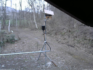 長野県菅平高原 ゆたか山荘 南側 2026/04/11 18:15