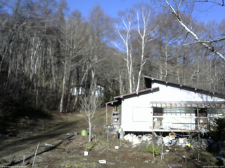 長野県菅平高原 ゆたか山荘 西側(坂上) 2026/04/11 07:15