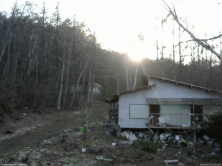 長野県菅平高原 ゆたか山荘 西側(坂上) 2026/04/11 17:00