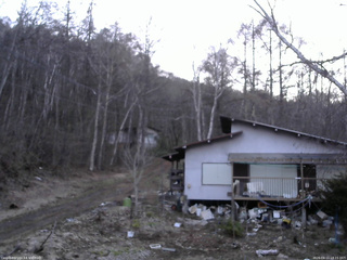 長野県菅平高原 ゆたか山荘 西側(坂上) 2026/04/11 18:15