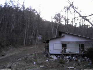 長野県菅平高原 ゆたか山荘 西側(坂上) 2026/04/13 18:30