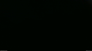 長野県菅平高原 ゆたか山荘 駐車場奥 2026/04/13 19:15