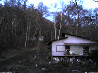 長野県菅平高原 ゆたか山荘 西側(坂上) 2026/04/14 05:00