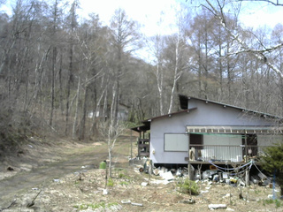 長野県菅平高原 ゆたか山荘 西側(坂上) 2026/04/14 11:15