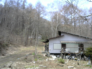 長野県菅平高原 ゆたか山荘 西側(坂上) 2026/04/14 11:45