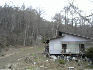 長野県菅平高原 ゆたか山荘 西側(坂上) 2026/04/14 14:00