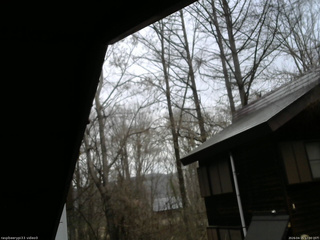 長野県菅平高原 ゆたか山荘 北側 2026/04/15 12:00